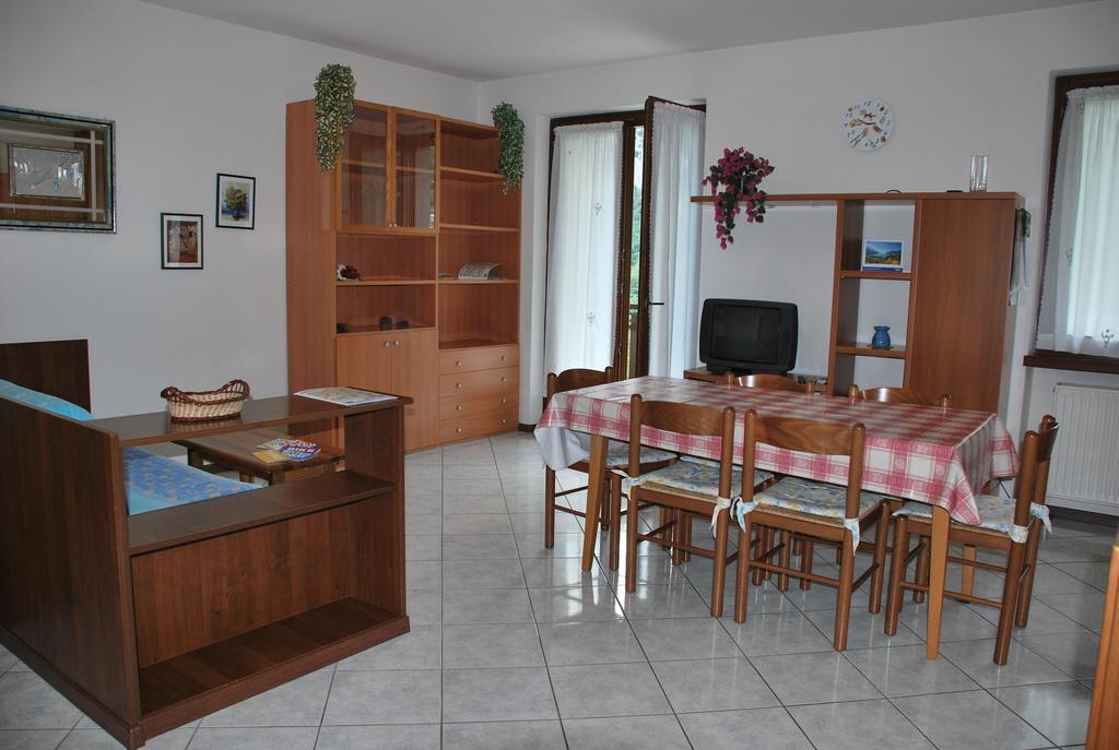 Appartamenti Stanga Ivo Tenno Cameră foto